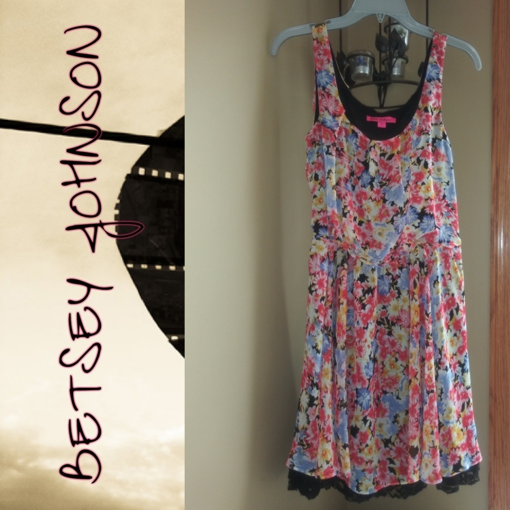 BETSEY JOHNSON BLOUSON TEA LENGTH DRESS - Picture 4 of 8